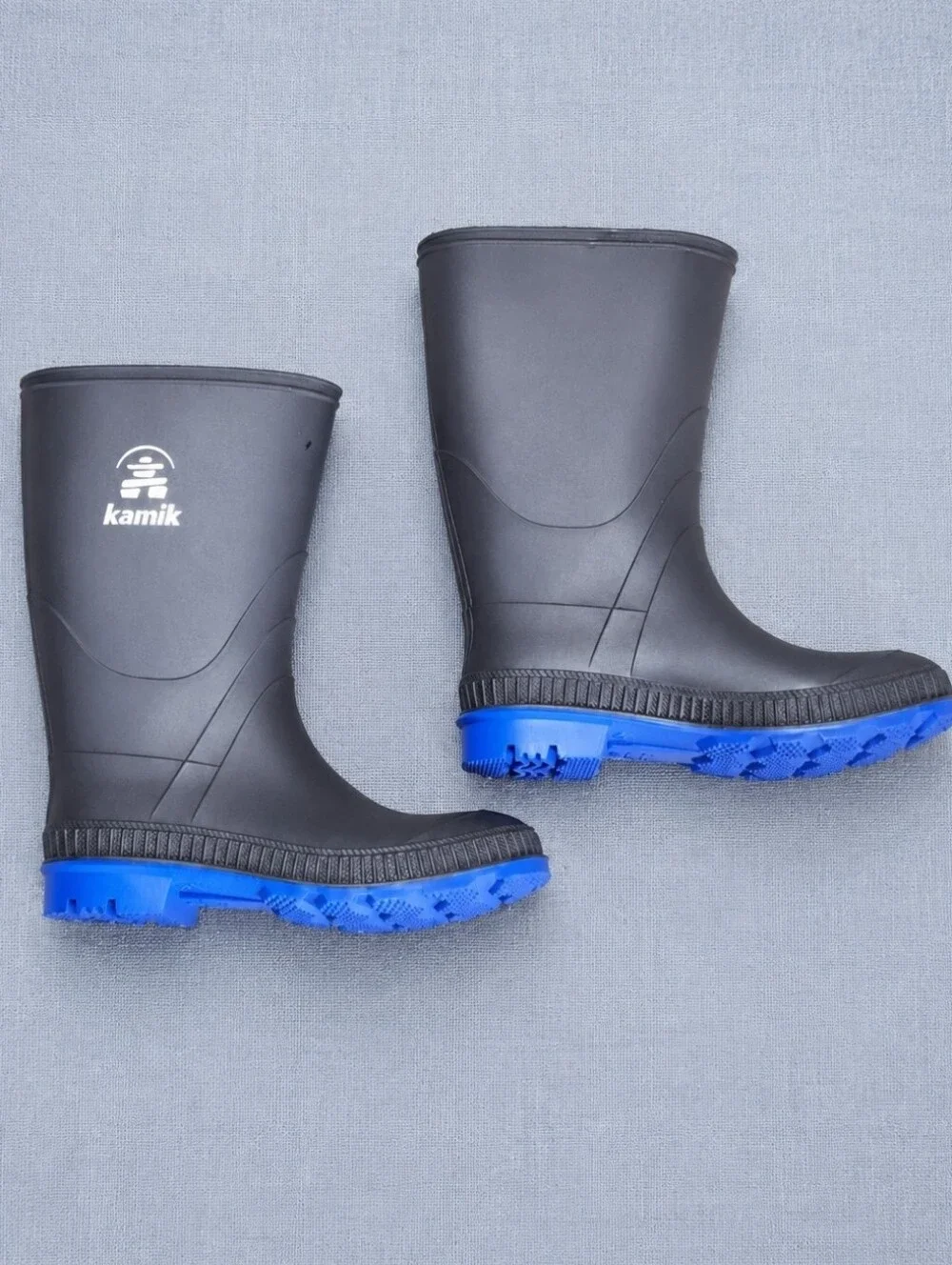 Kamik Stomp Rain Boots Youth Size 4 Charcoal Blue NWOT Made in Canada Waterproof
